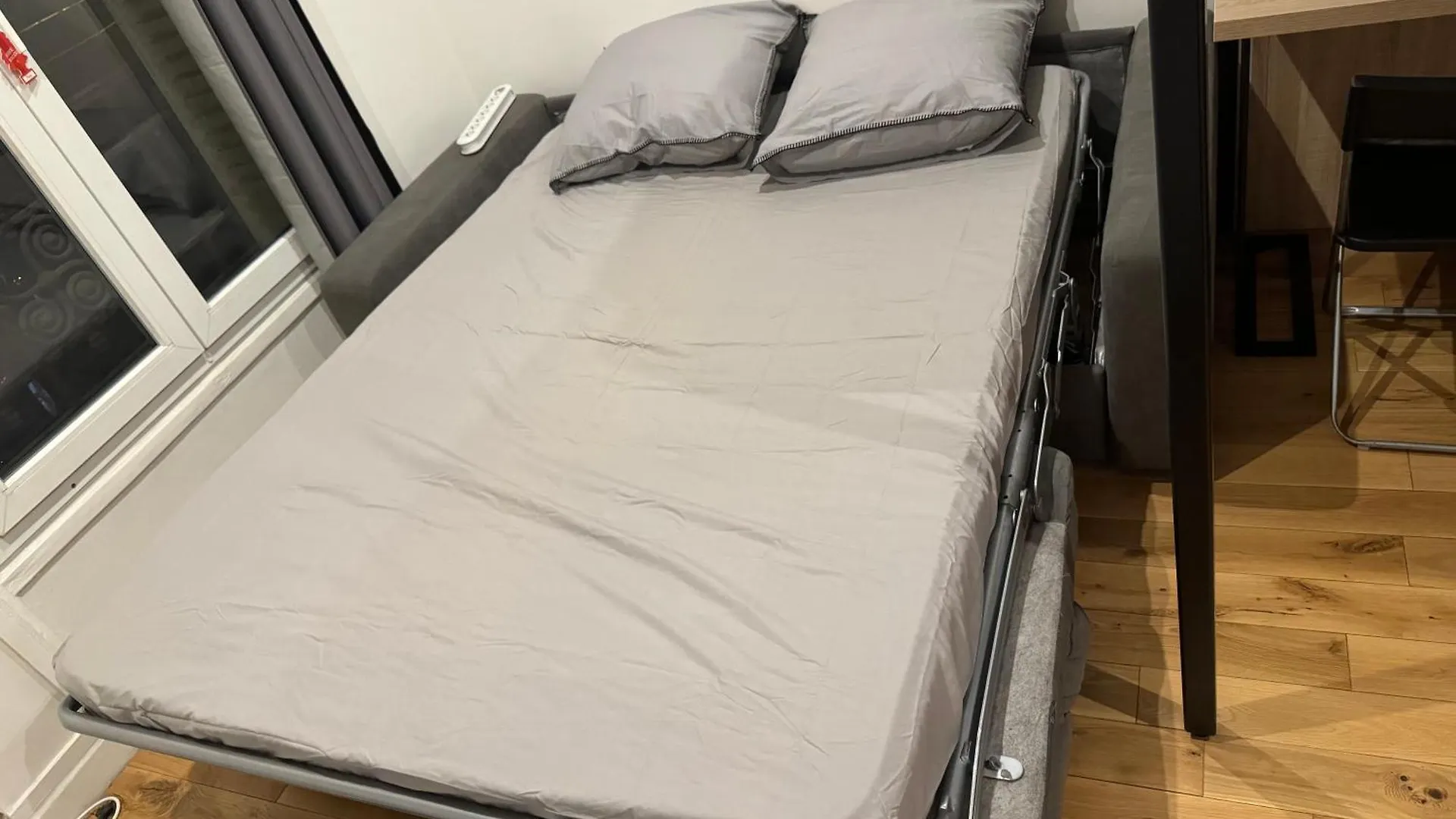 Apartament 13 *